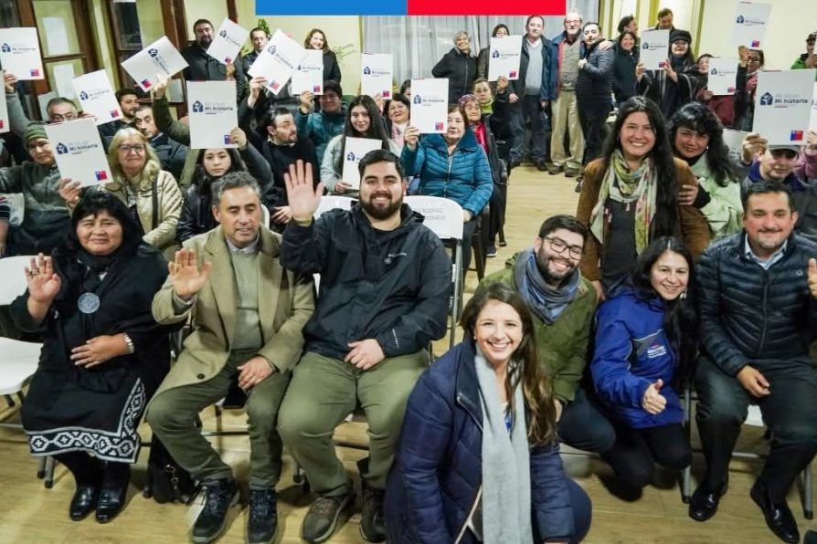 Más de 70 años de espera llegan a su fin: 40 nuevas familias reciben sus títulos de dominio en Las Cascadas, Puerto Octay