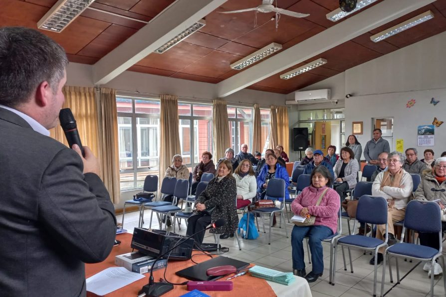 Delegación Provincial de Osorno y la UCAM socializan los alcances de la nueva Ley de Garantías para Personas Mayores